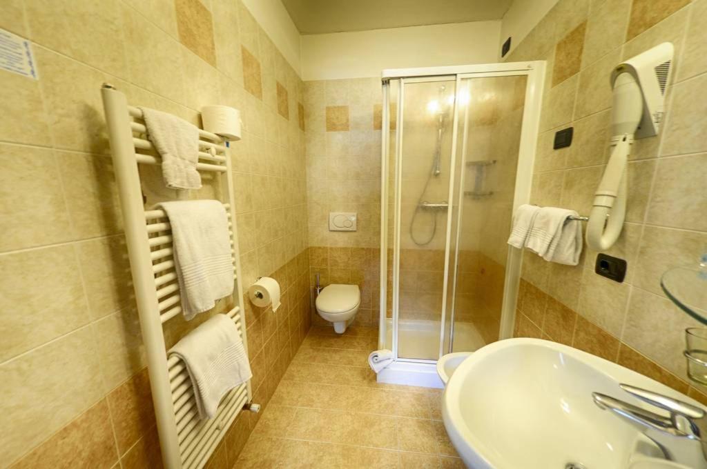 Garni Cecilia 3*