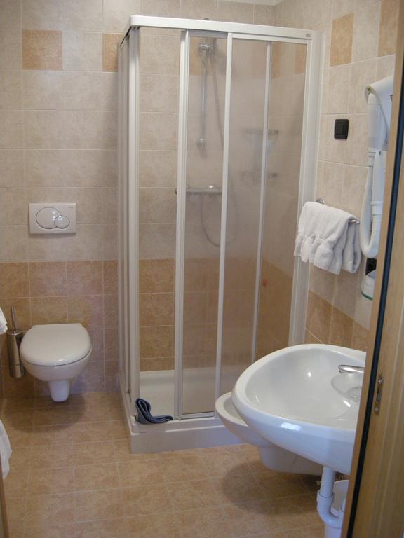 Garni Cecilia Bed & Breakfast