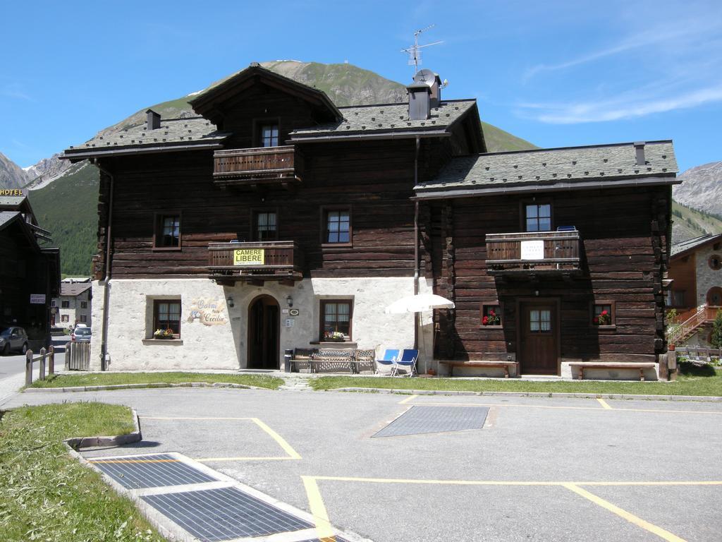 Alojamento de Acomodação e Pequeno-almoço Garni Cecilia Livigno